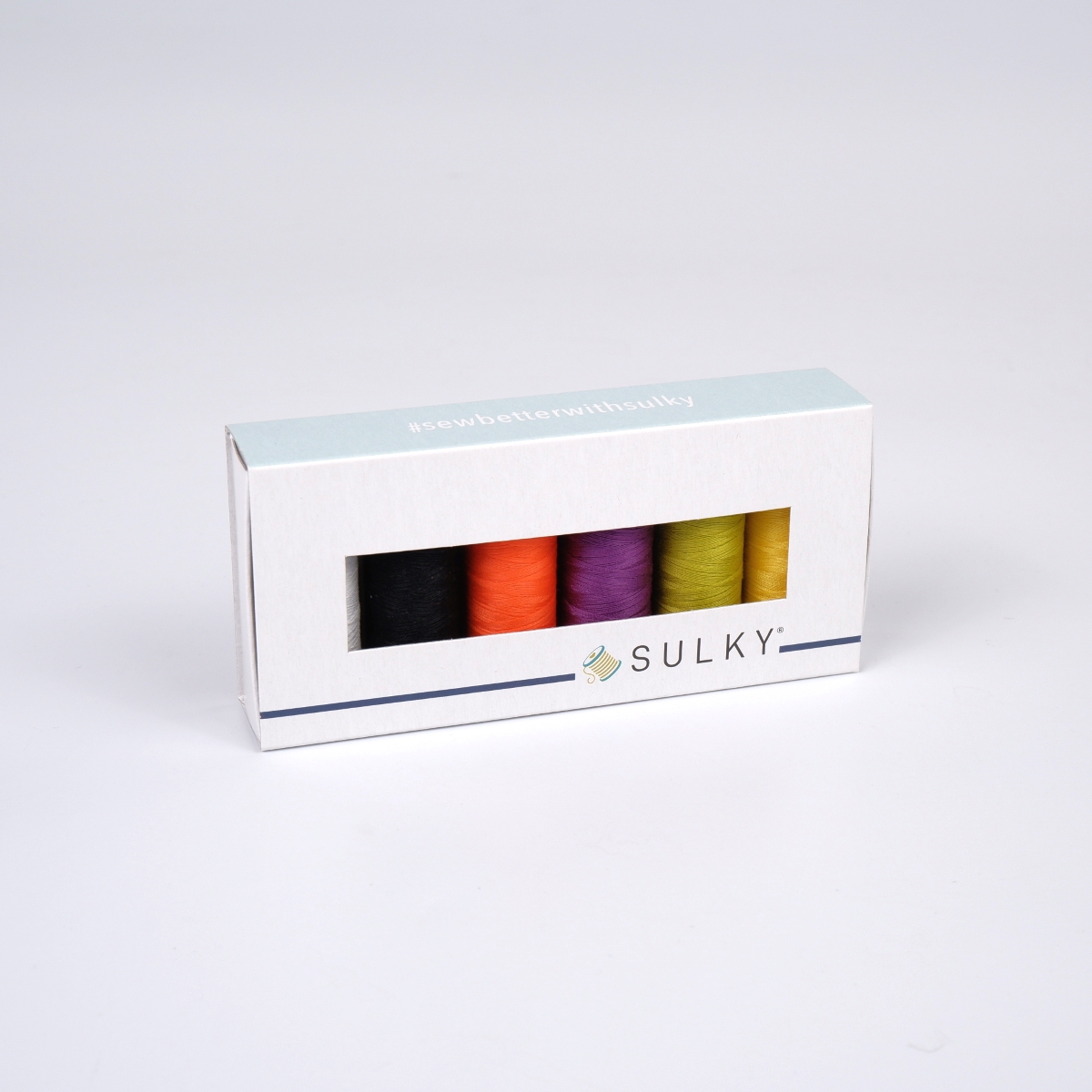 SULKY COTTON 50 - HALLOWEEN (6x 147m
Snap Spulen) SULKY COTTON 50 - HALLOWEEN (6x 147m
Snap Spulen)