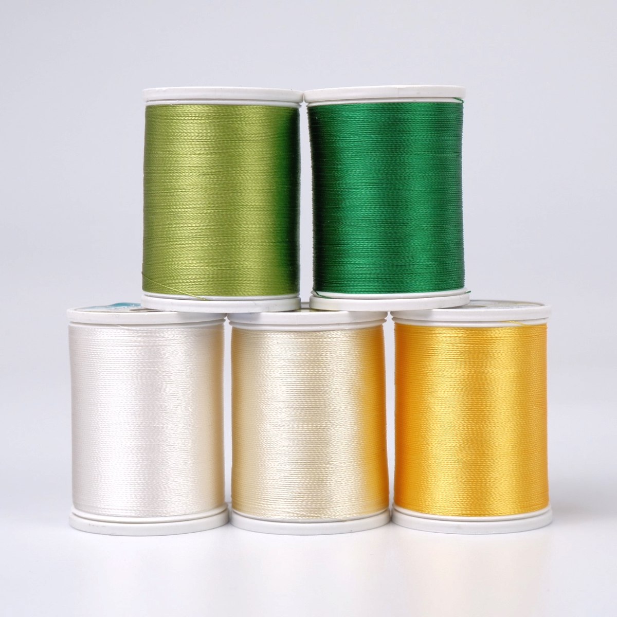 SULKY RAYON 40 - CITRUS AND LIME (5x
780m King Spulen) SULKY RAYON 40 - CITRUS AND LIME (5x
780m King Spulen)
