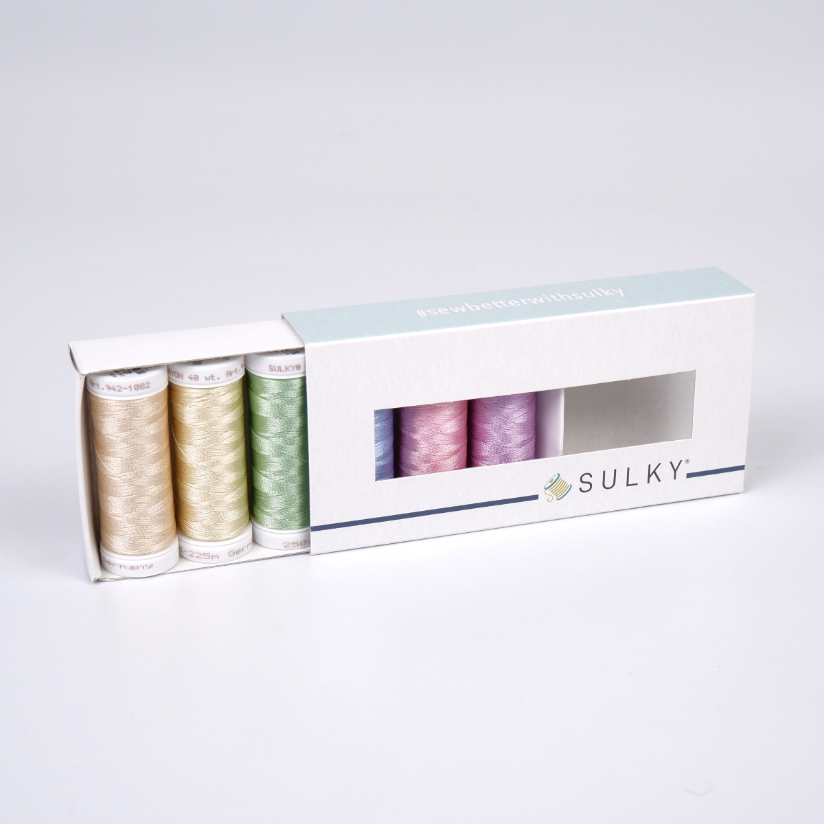 SULKY RAYON 40 - SPRING (6x 225m Snap
Spools) SULKY RAYON 40 - SPRING (6x 225m Snap
Spools)
