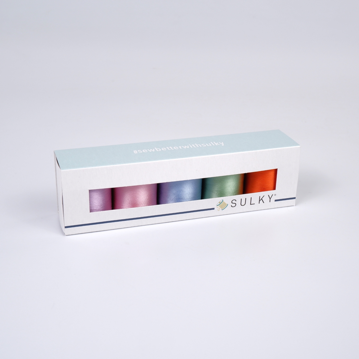 SULKY RAYON 40 - PASTEL (5x 780m King
Spulen) SULKY RAYON 40 - PASTEL (5x 780m King
Spulen)