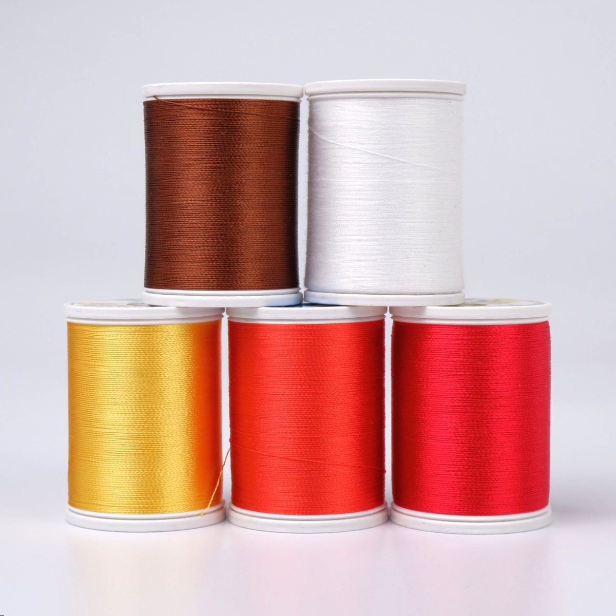 SULKY RAYON 40 - FIREPLACE (4x 780m King
Spulen, 1x BOBBIN 1000m King Spule)