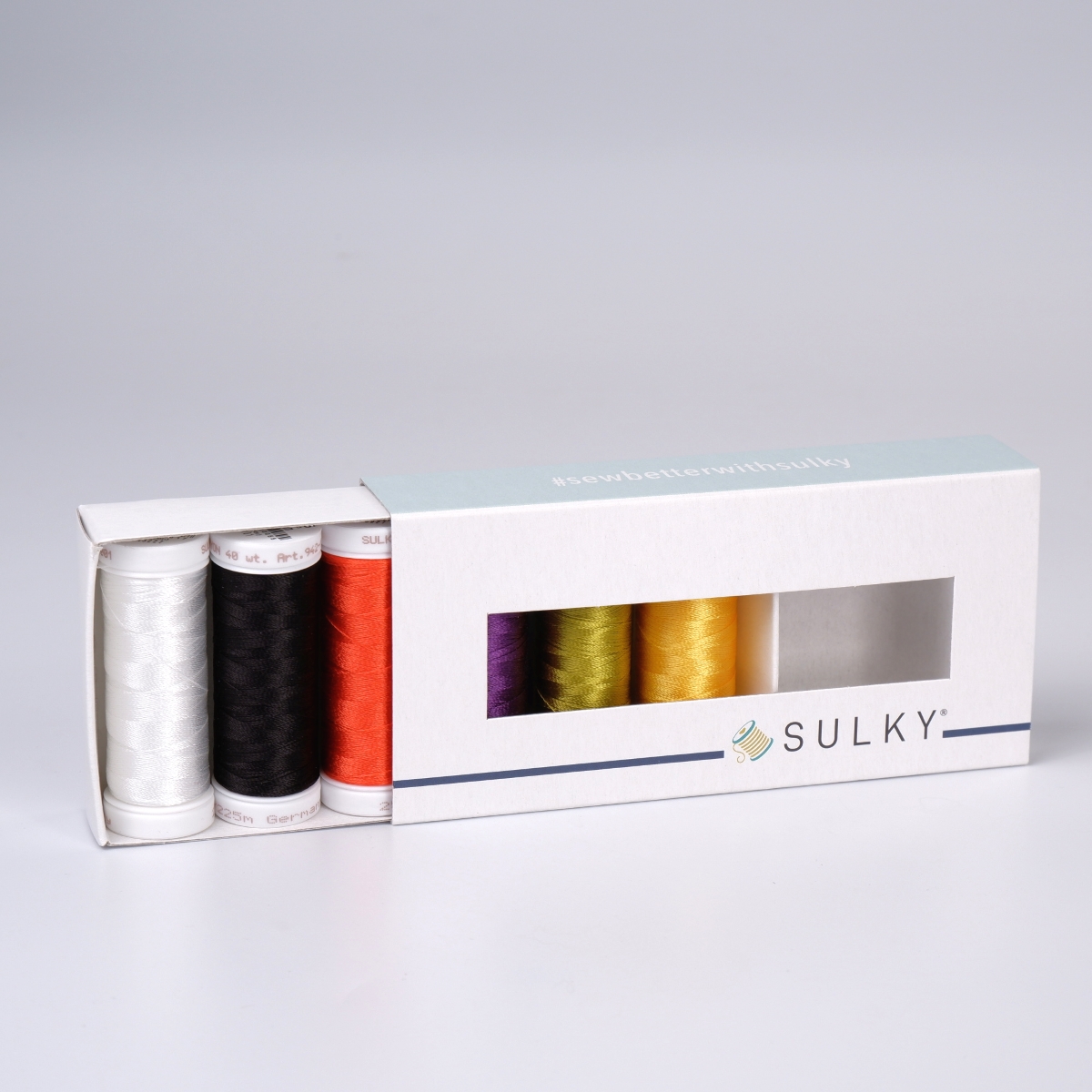 SULKY RAYON 40 - HALLOWEEN (6x 225m
Snap Spulen) SULKY RAYON 40 - HALLOWEEN (6x 225m
Snap Spulen)
