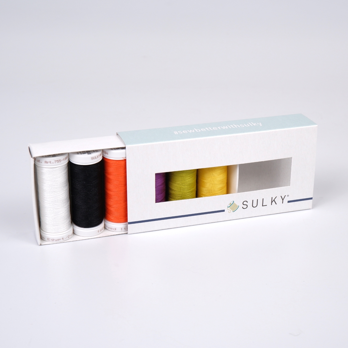 SULKY COTTON 50 - HALLOWEEN (6x 147m
Snap Spulen) SULKY COTTON 50 - HALLOWEEN (6x 147m
Snap Spulen)