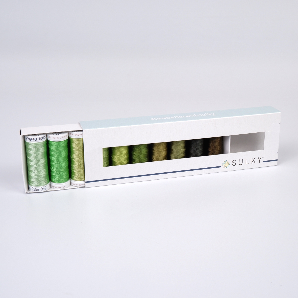SULKY RAYON 40 - GREENERY (10x 225m
Snap Spulen) SULKY RAYON 40 - GREENERY (10x 225m
Snap Spulen)