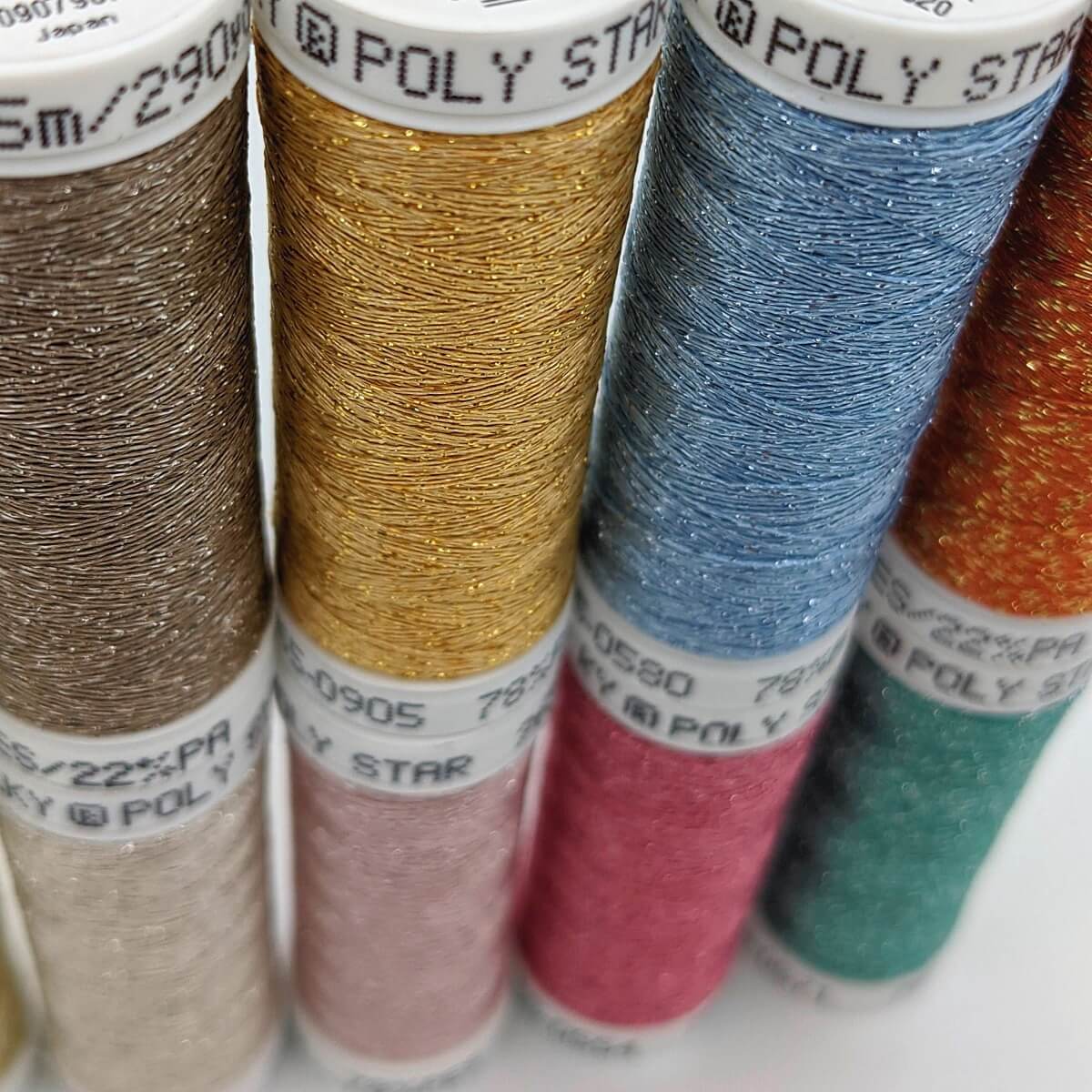 3001035_SULKY-POLY-STAR-Glittering-Pastel_Detail-02_1200x1200 SULKY POLY SPARKLE 30 - Glittering Pastel
(10x 265m Snap Spulen)